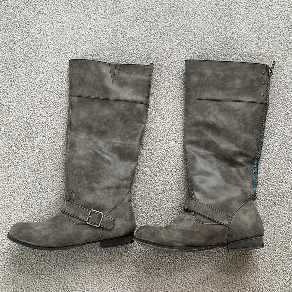 Madden Girl grey boots size 10